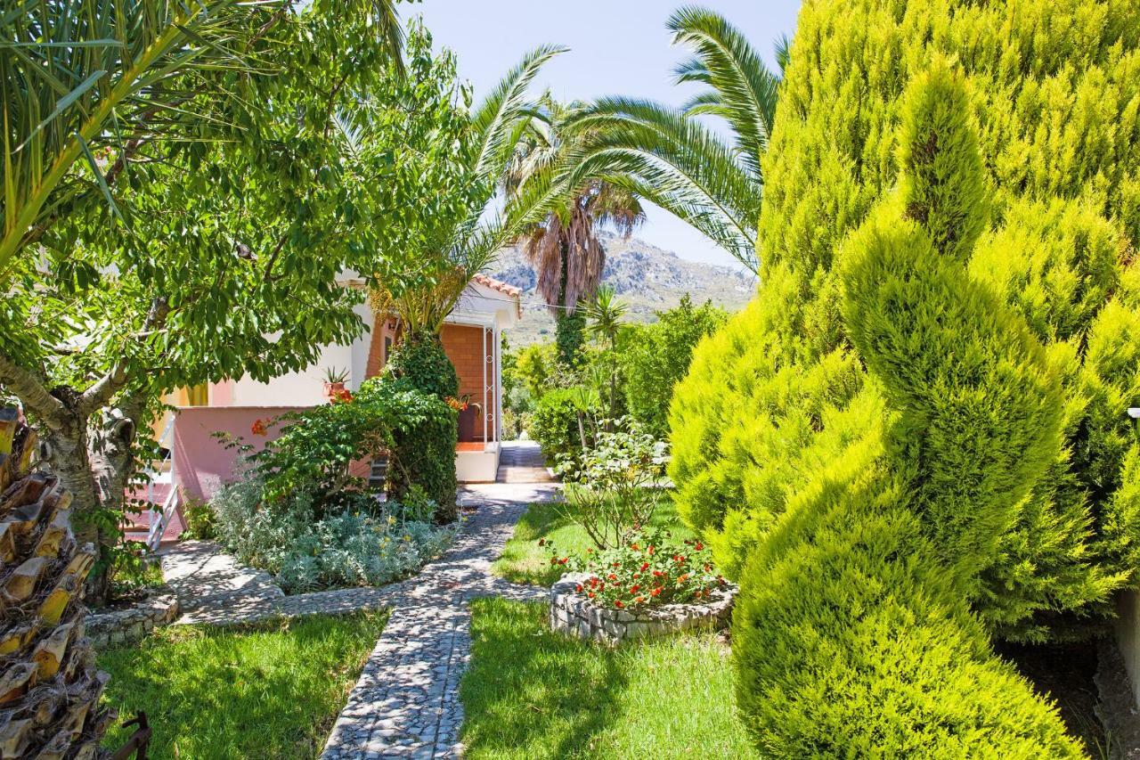 Eleana Villa Angouselianá Exterior photo