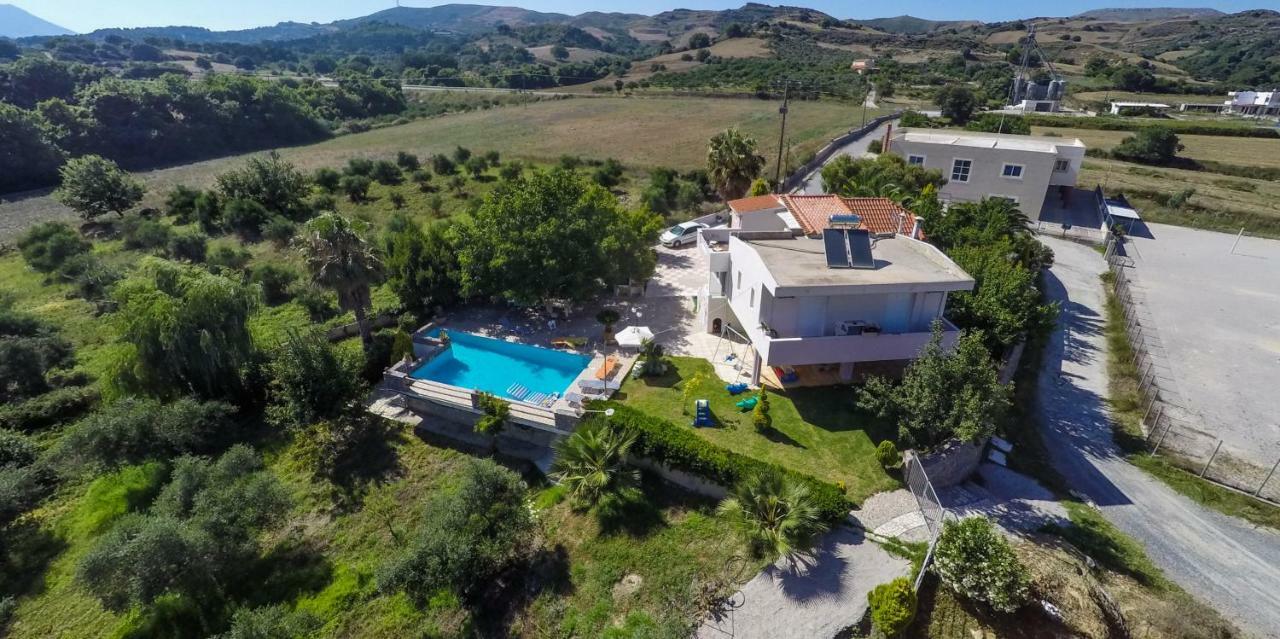 Eleana Villa Angouselianá Exterior photo