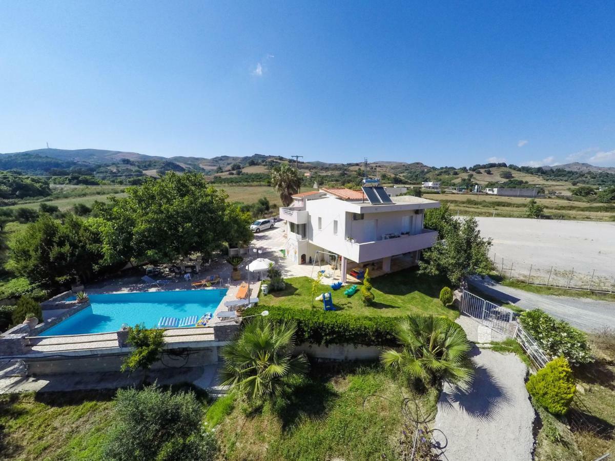 Eleana Villa Angouselianá Exterior photo