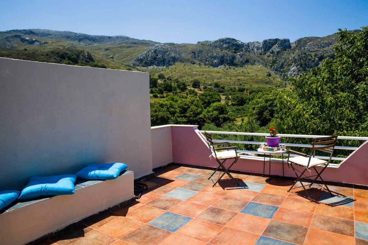 Eleana Villa Angouselianá Exterior photo