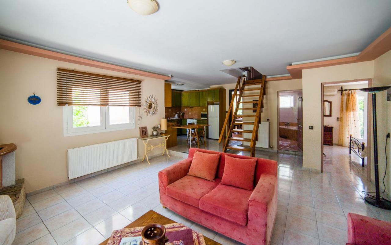 Eleana Villa Angouselianá Exterior photo